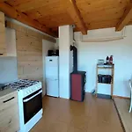 Nyaraló Hulina *
