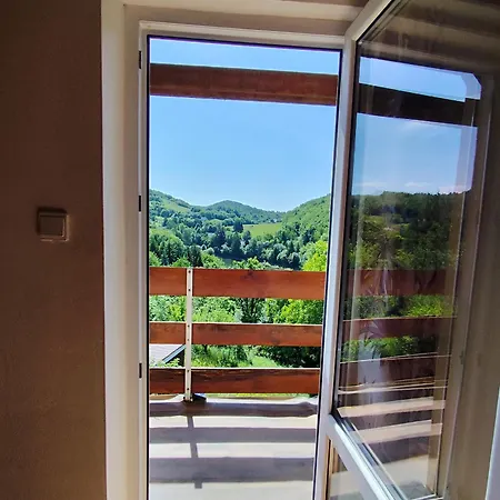 別荘 Hulina Kopanice